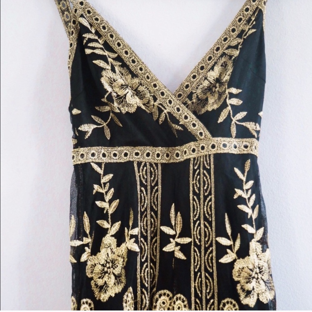 Honeypunch jumpsuit romper embroidered lace NWT